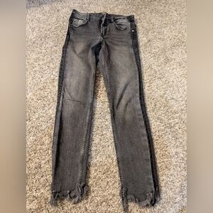 Zara Fade Distressed Jean